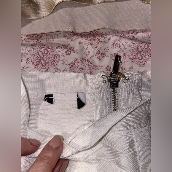 BEBE ivory short bandage mini skirt crop top 2 pc set XS extra small - Picture 4 of 11